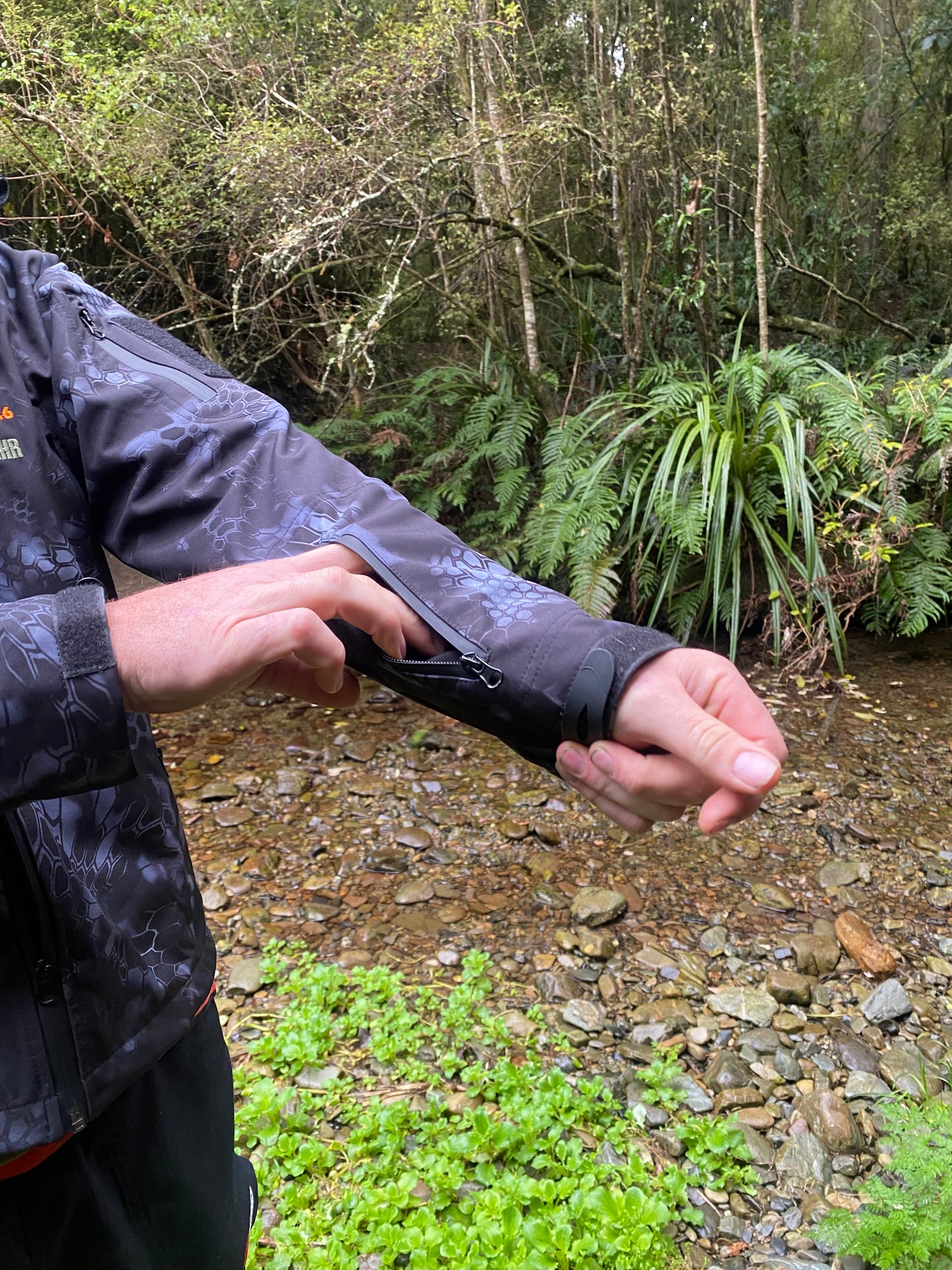 Southern Tahr Stealth Waterproof Softshell Jacket- Midnight Camo